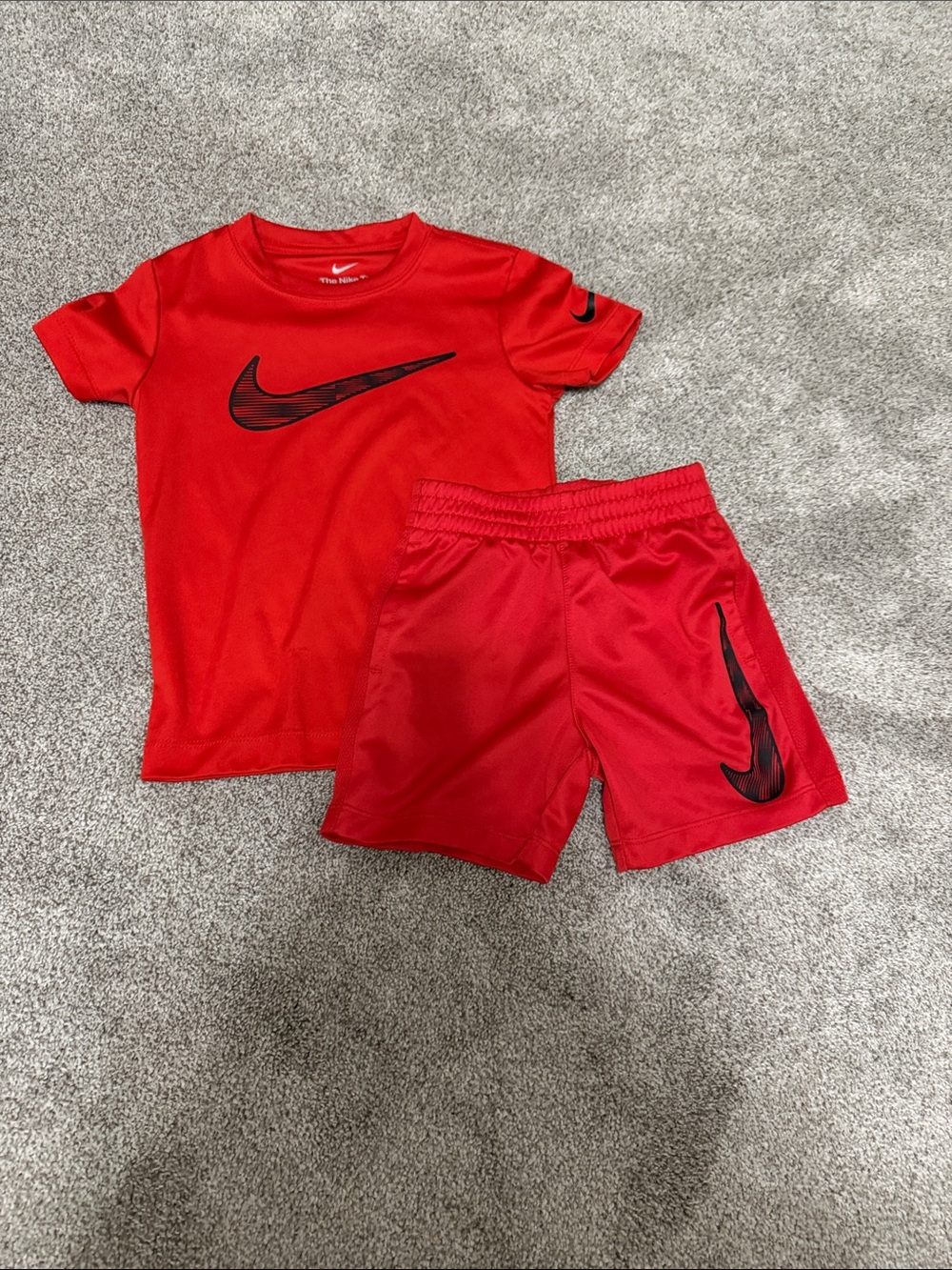 Nike Dri fit set 4